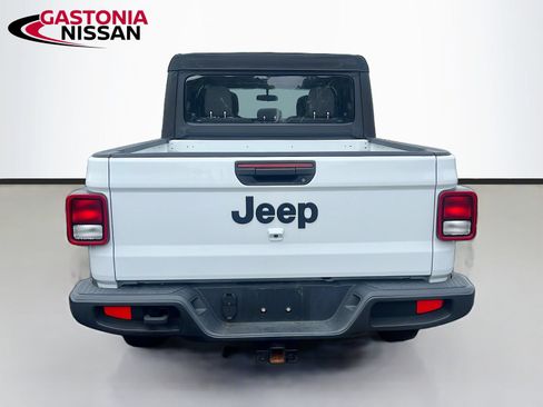 Used 2023 Jeep Gladiator Sport w/ Trailer Tow Package AWD/4WD image 7