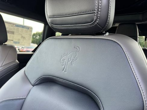 New 2025 Ford Bronco Outer Banks w/ Sasquatch Package image 20