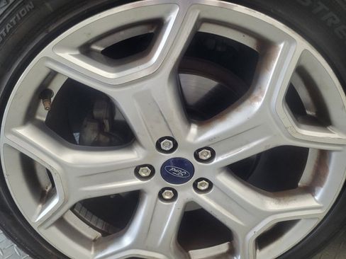 Used 2017 Ford Escape Titanium w/ Equipment Group 301A FWD image 31