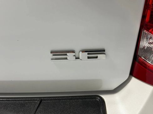 Used 2013 Cadillac SRX Luxury w/ Driver Awareness Package FWD image 11