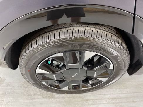 New 2026 Kia Sportage SX image 10