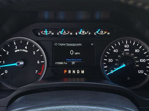 Used 2018 Ford Expedition XLT AWD/4WD image 30