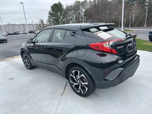 Certified 2021 Toyota C-HR XLE image 8