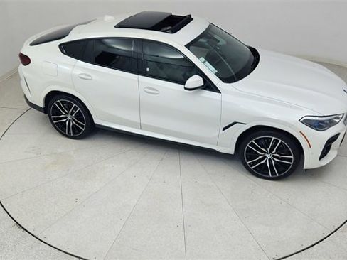 Used 2023 BMW X6 xDrive40i w/ Executive Package image 82