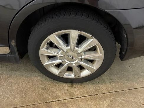 Used 2011 Lincoln MKZ FWD image 9