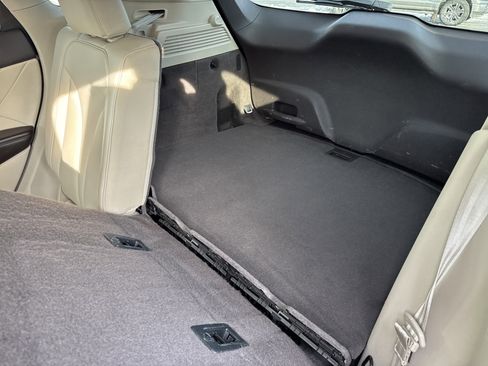 Used 2019 Lincoln MKC Premiere image 23