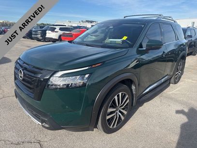 Certified 2023 Nissan Pathfinder Platinum w/ Black Appearance Package