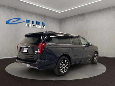 Used 2025 Ford Expedition Max Platinum AWD/4WD image 4