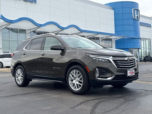 Used 2023 Chevrolet Equinox Premier image 3