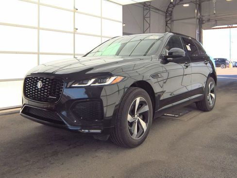 Certified 2024 Jaguar F-PACE R-Dynamic S image 1