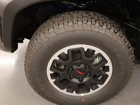 New 2026 Toyota Tacoma TRD Off-Road AWD/4WD image 7
