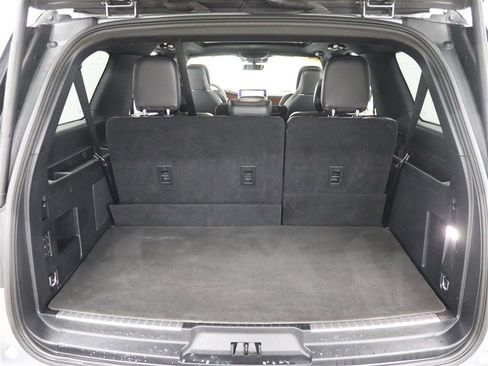 Used 2020 Lincoln Navigator L Reserve w/ Luxury Package image 12