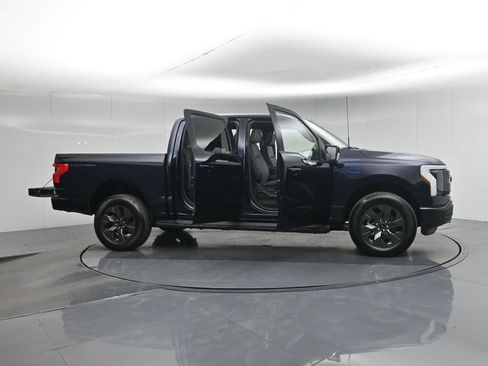 Used 2025 Ford F150 Lightning Lariat w/ Max Trailer Tow Package image 5
