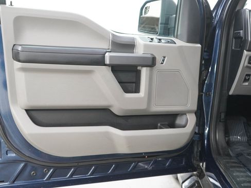 Used 2020 Ford F150 XLT w/ Equipment Group 302A Luxury AWD/4WD image 18