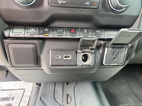 Used 2022 Chevrolet Silverado 1500 Custom RWD image 29