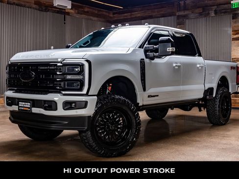 Used 2026 Ford F250 Platinum AWD/4WD image 5