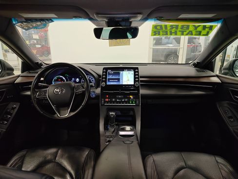 Used 2021 Toyota Avalon Limited w/ Protection Package (TMS) image 33