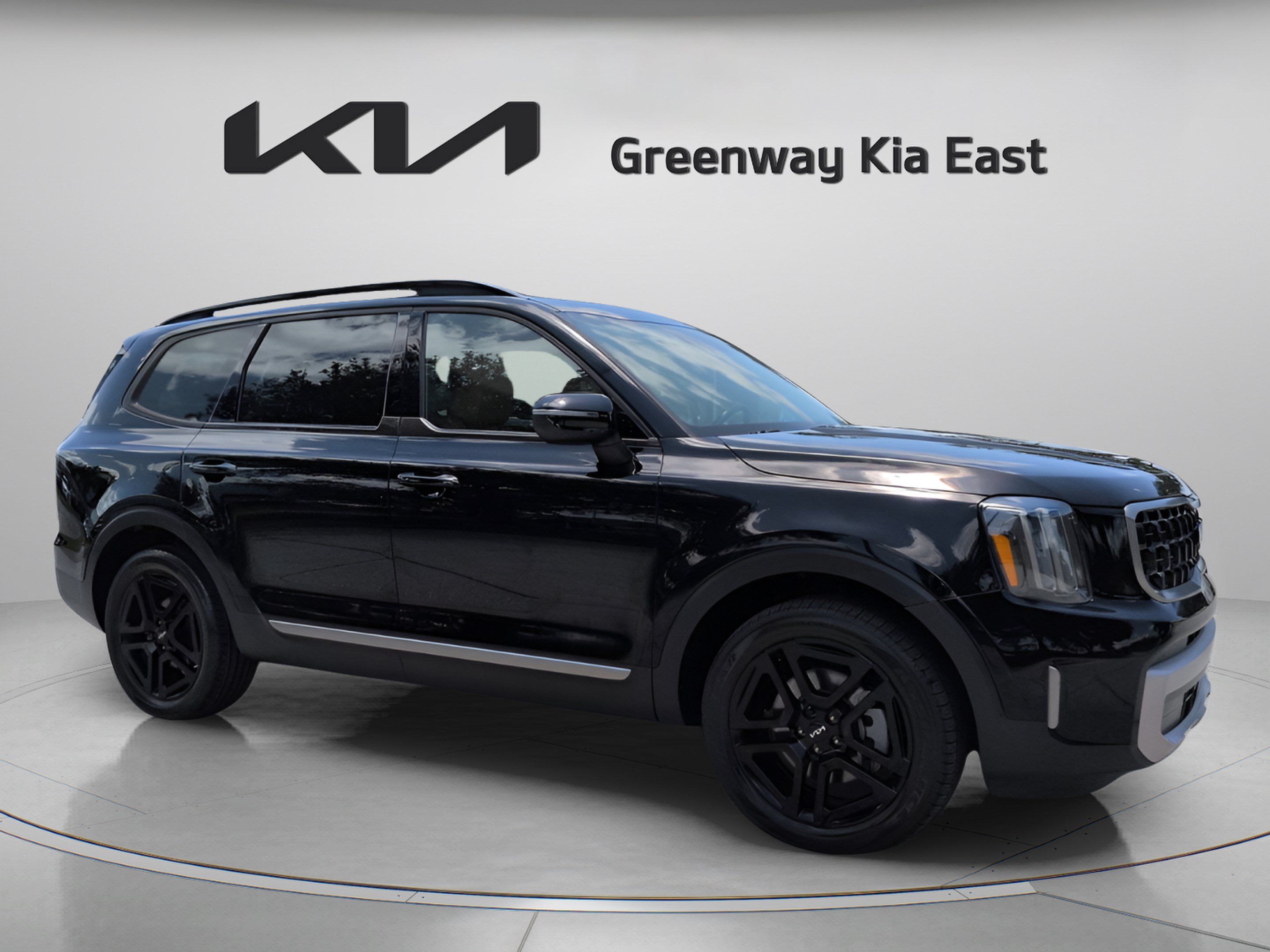 Used 2023 Kia Telluride EX X-Line AWD/4WD image 3
