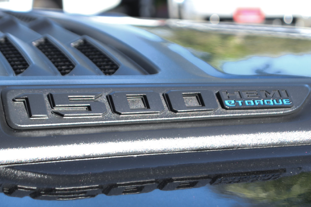 Used 2023 RAM 1500 Laramie AWD/4WD image 49