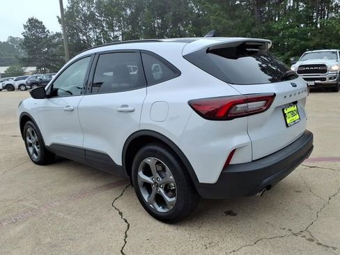 Used 2025 Ford Escape ST-Line AWD/4WD image 4