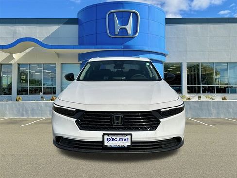 New 2025 Honda Accord SE image 6