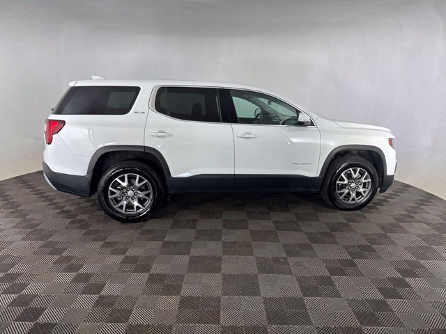Used 2023 GMC Acadia SLE FWD image 10