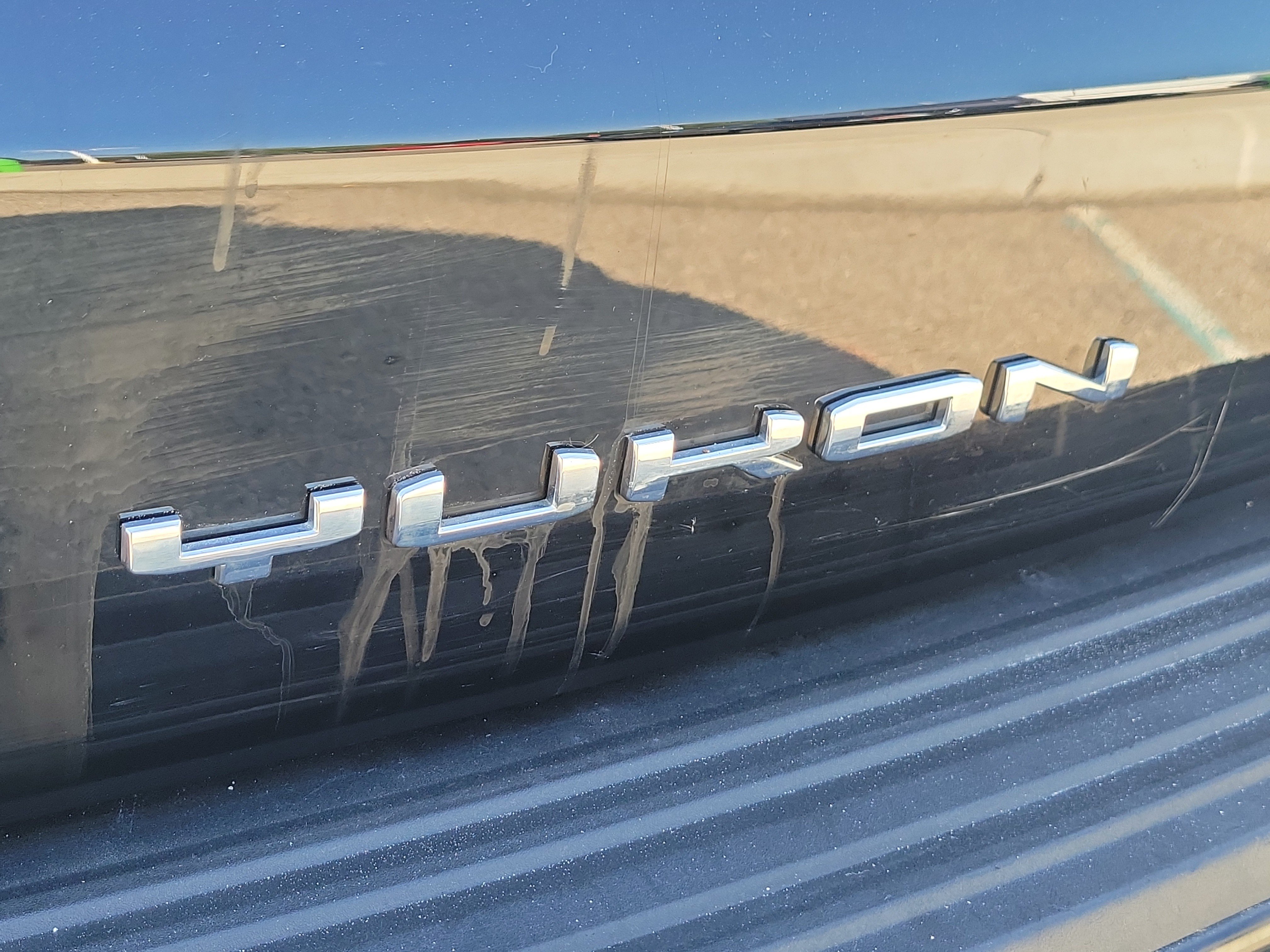 Used 2022 GMC Yukon Denali AWD/4WD image 6