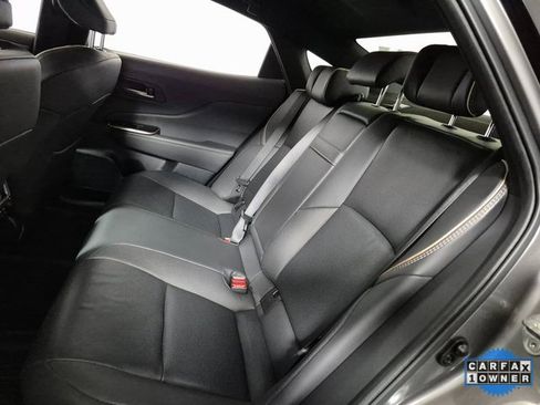 Used 2025 Toyota Crown XLE image 11