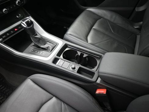 Used 2022 Audi Q3 2.0T Premium image 9