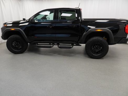Used 2024 GMC Canyon AT4X w/ AT4X AEV Edition AWD/4WD image 43
