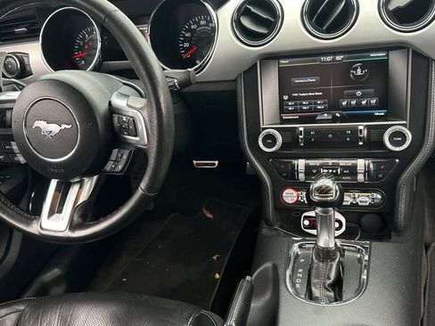 Used 2015 Ford Mustang Premium image 15