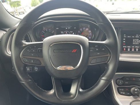 Used 2020 Dodge Challenger SXT w/ Plus Package image 11