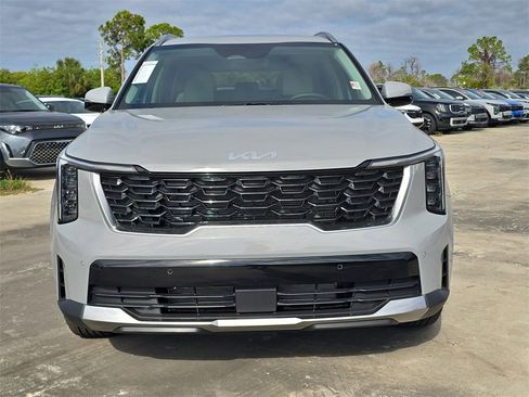 New 2026 Kia Sorento S image 3