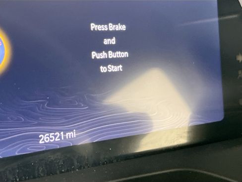 Used 2023 Jeep Grand Cherokee Altitude image 12