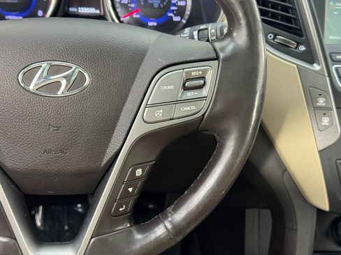 Used 2014 Hyundai Santa Fe w/ Technology Package 05 image 23