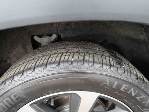 Used 2024 Honda Pilot Touring image 31