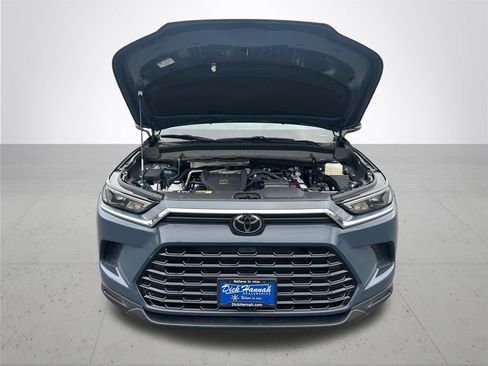Certified 2025 Toyota Grand Highlander AWD image 5