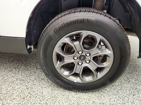 Used 2024 Ford Maverick XLT w/ XLT Luxury Package image 9