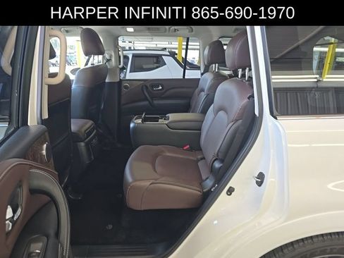 Used 2023 INFINITI QX80 Premium Select w/ Cargo Package AWD/4WD image 7