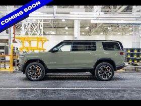 Used 2023 Rivian R1S Launch Edition Quad AWD/4WD image 1