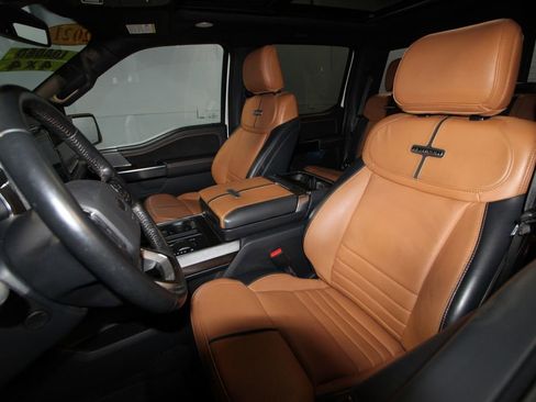 Used 2021 Ford F150 Platinum w/ Equipment Group 701A High image 4