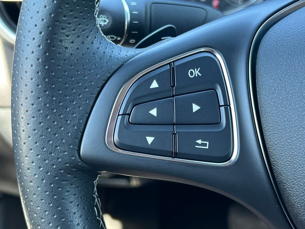 Used 2018 Mercedes-Benz CLA 250 4MATIC image 20