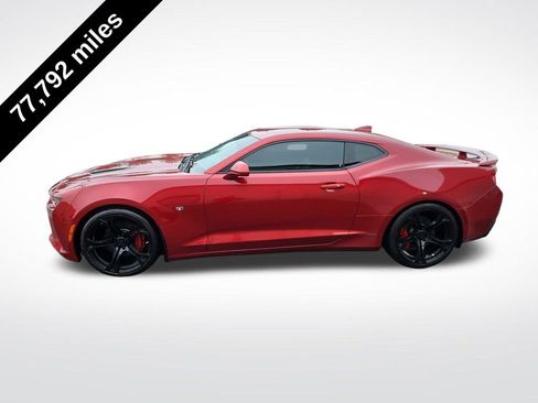 Used 2016 Chevrolet Camaro SS RWD image 2
