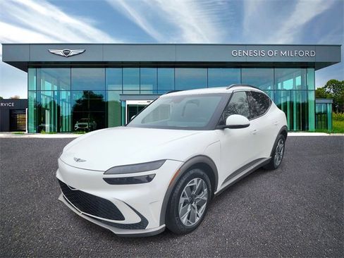 Used 2025 Genesis GV60 Advanced image 1