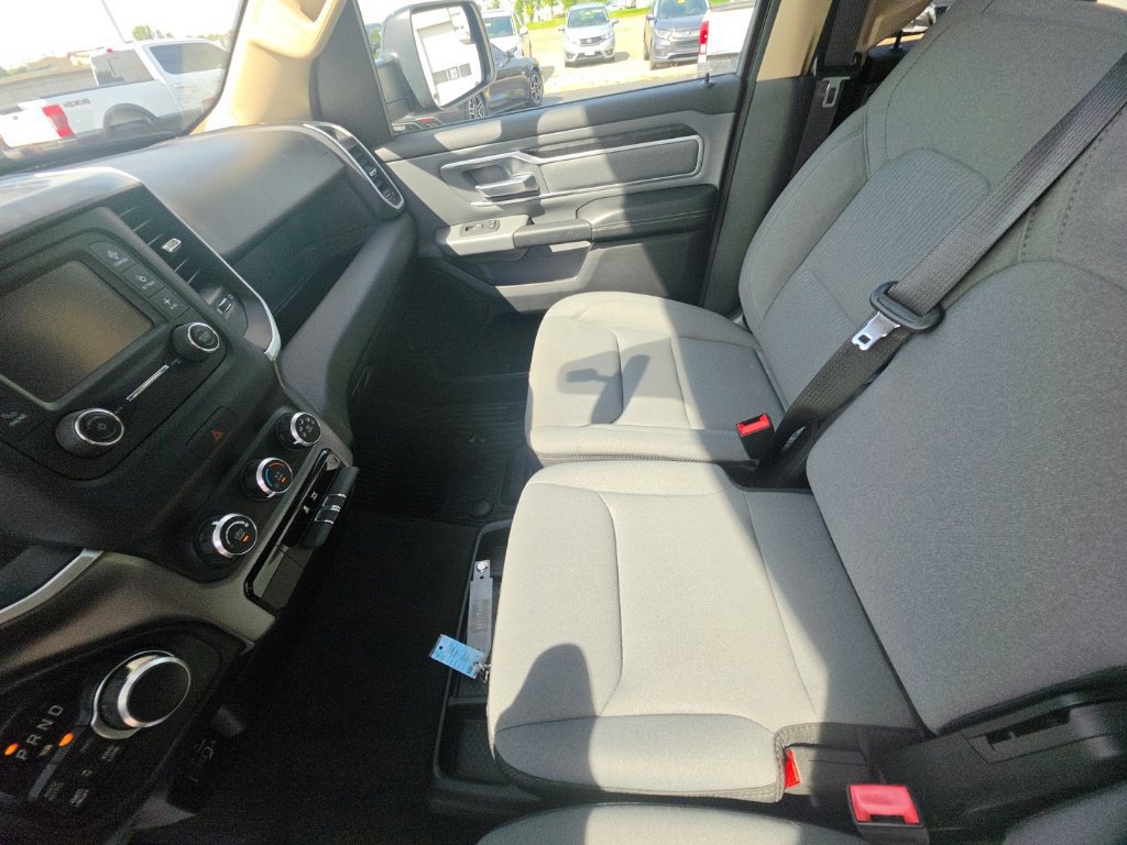 Used 2020 RAM 1500 Big Horn AWD/4WD image 23