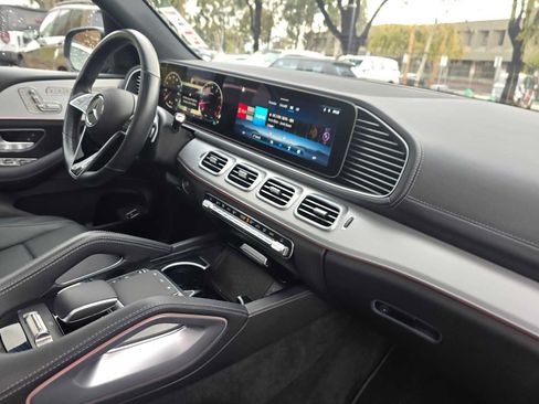 Used 2025 Mercedes-Benz GLS 450 GLS 450 image 12