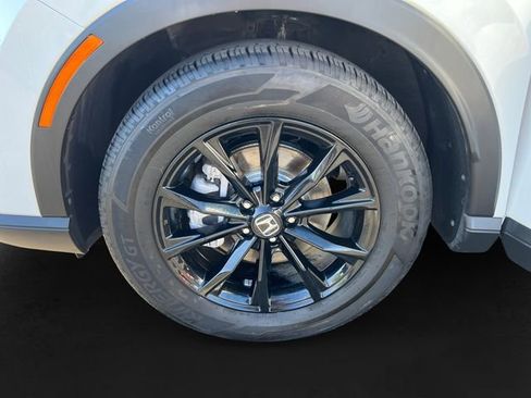 Used 2025 Honda CR-V Sport image 11