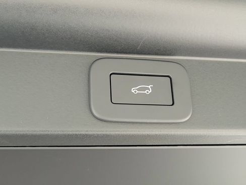 New 2026 Land Rover Range Rover SE AWD/4WD image 12