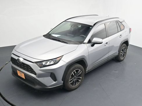 Used 2019 Toyota RAV4 LE w/ All Weather Liner Package AWD/4WD image 12