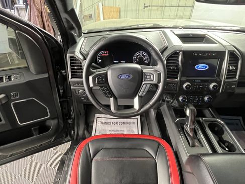 Used 2019 Ford F150 Lariat w/ Equipment Group 502A Luxury AWD/4WD image 11